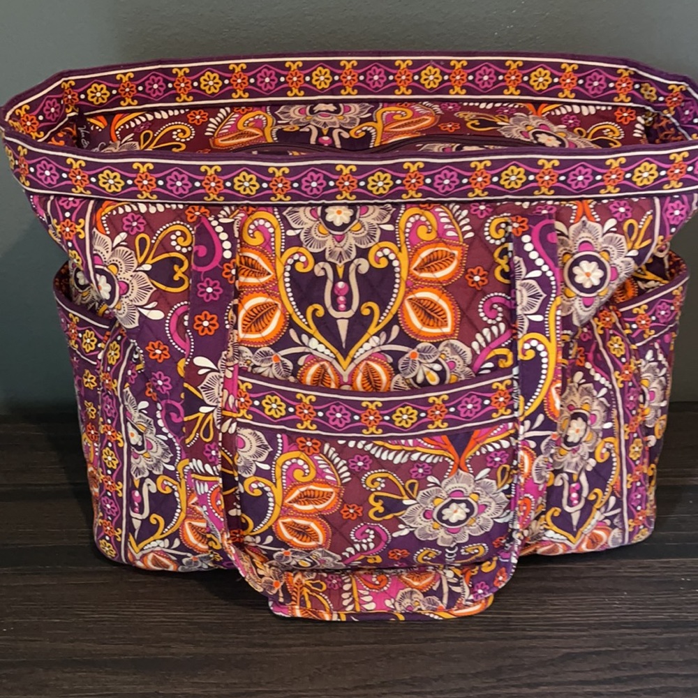 Very Bradley duffle - Picture 2 of 3